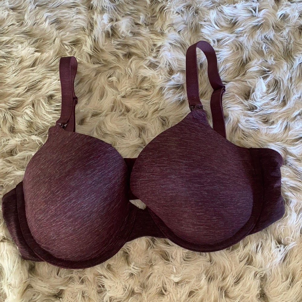 Motherhood Woman bra size 34DD!